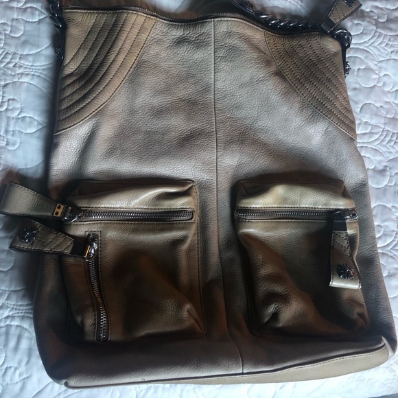 b. makowsky Handbags - B Makowsky purse. b. makowsky Handbags - B Makowsky purse.